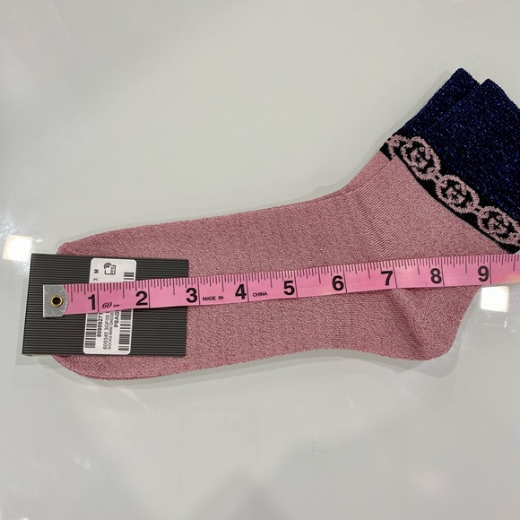 Gucci Interlocking GG Logo Chain Socks - Picture 9 of 11